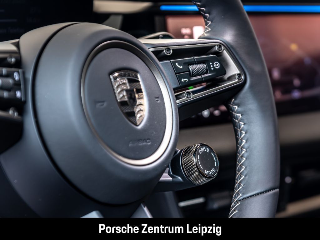 Porsche Macan Turbo - Samsaru's Car Outlet