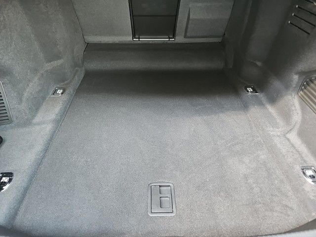 Audi A8 50 TDI quattro S line - Samsaru's Car Outlet