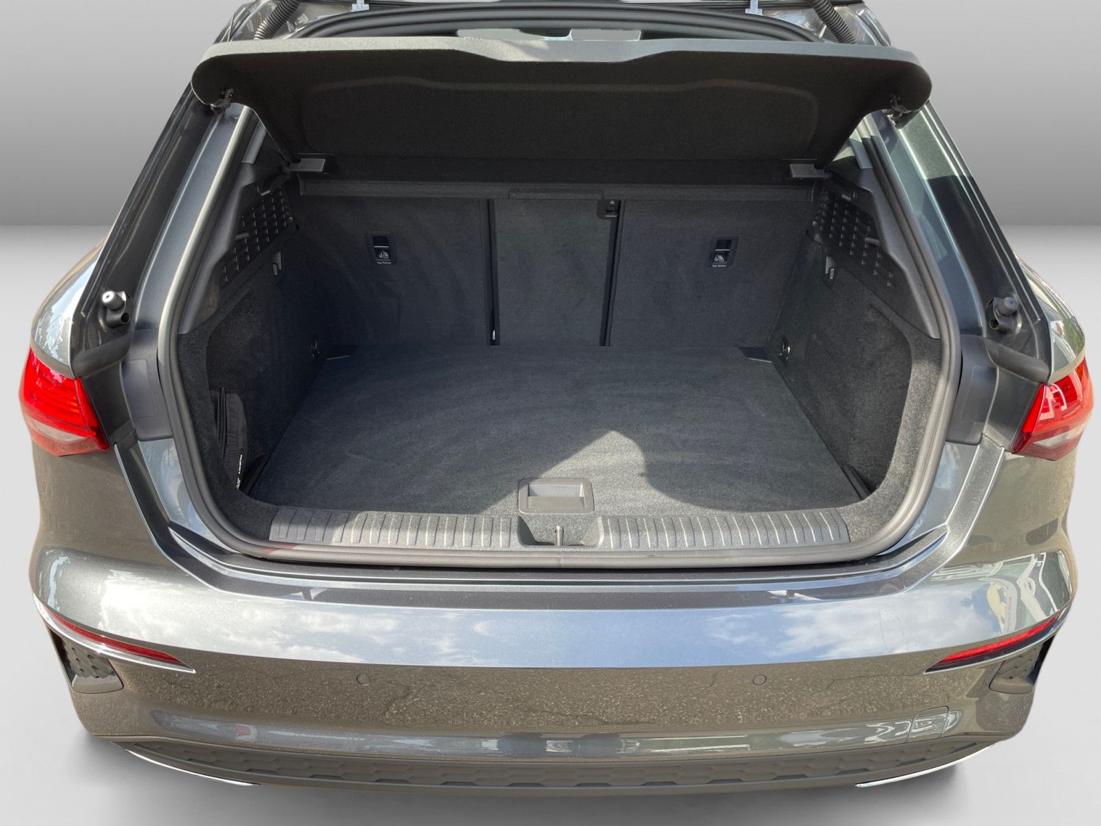 Audi A3 Sportback 30TFSI S-trc S-line Pano Leder CAM