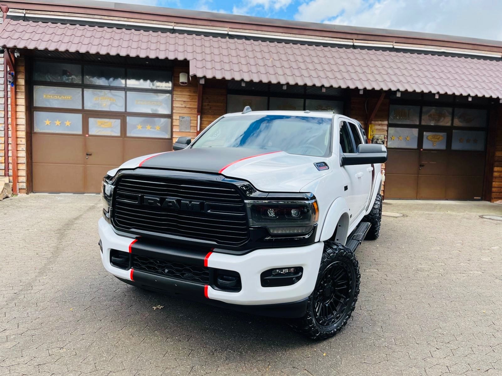 Dodge 2500*6,4L V8*LPG*4X4*LONGBED*OFFROAD*AHK*GARANTI