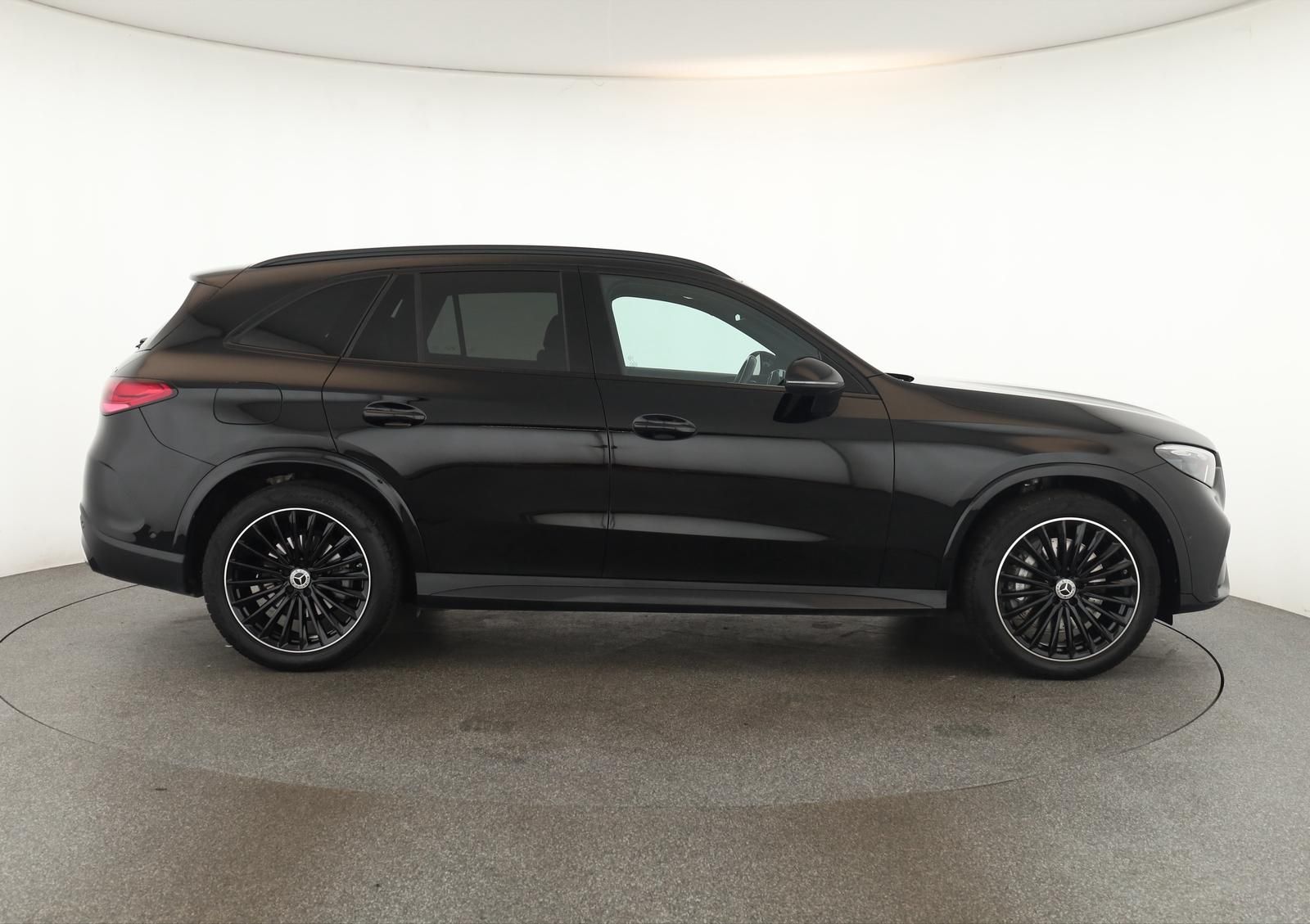 Mercedes-Benz GLC 300 d 4M AMG Advanced Night DIGITAL Pano AHK