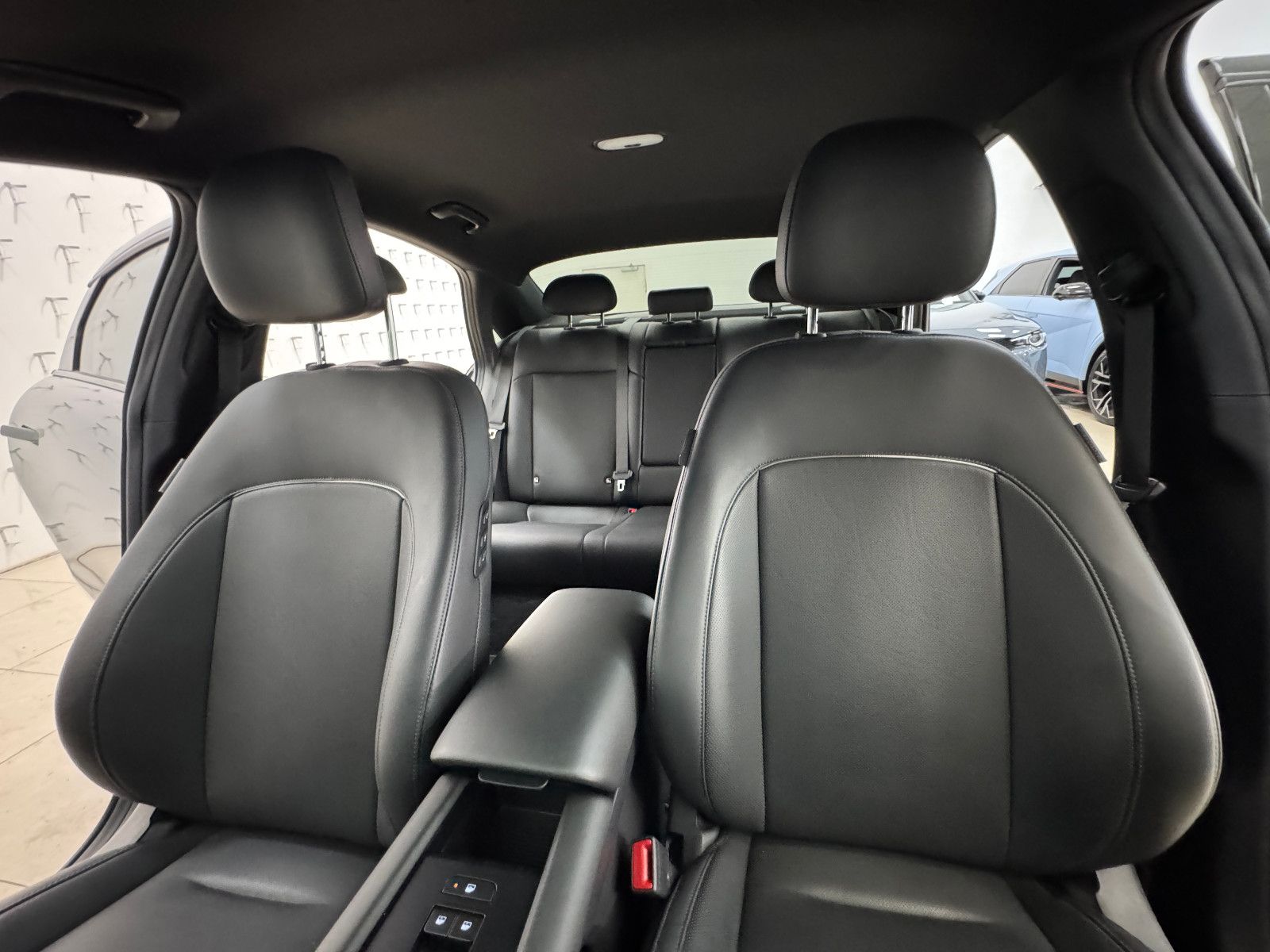 Hyundai IONIQ 6 77,4kWh 325ps 4WD Uniq 360°K/BOSE/DIGI