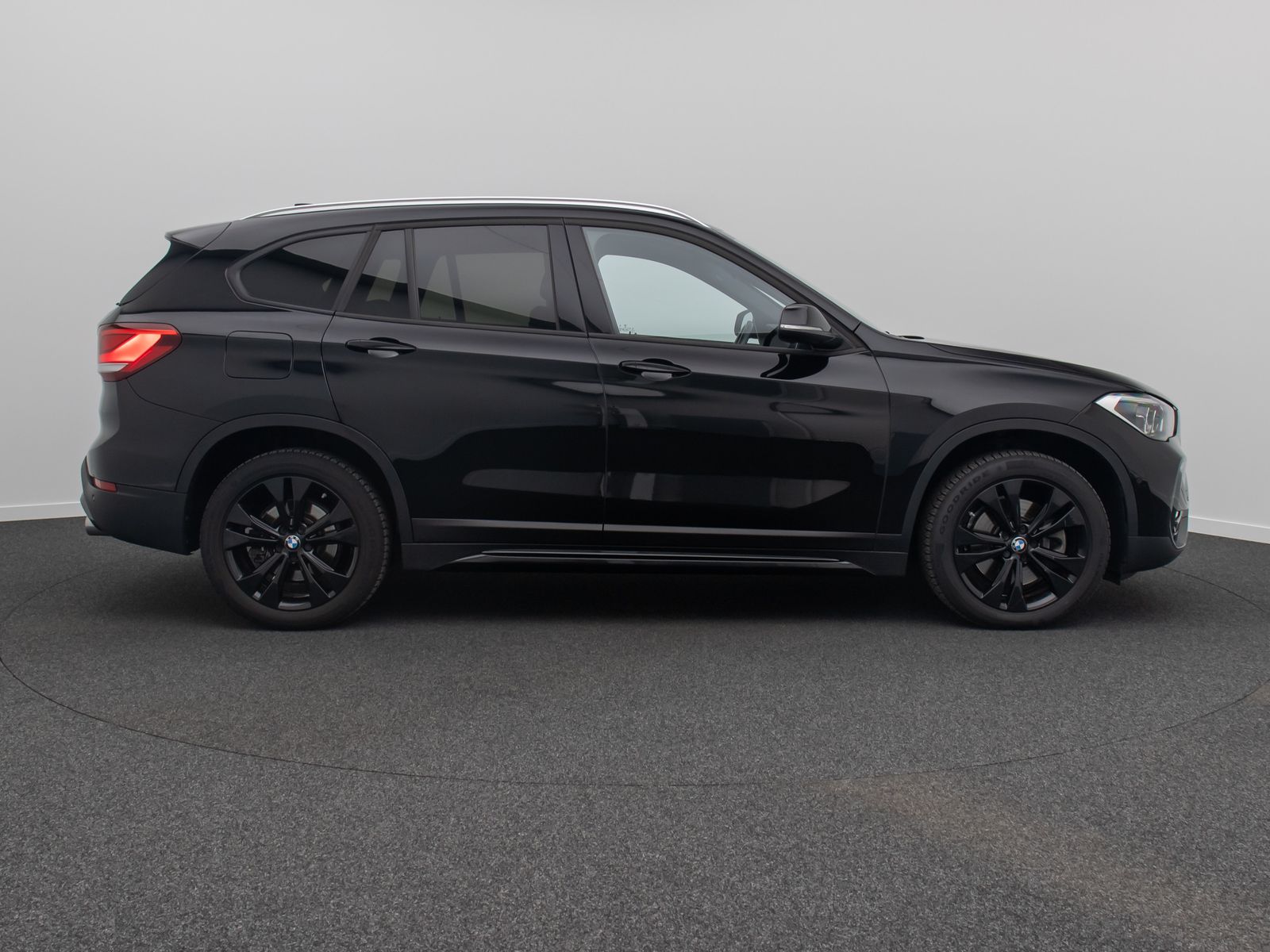 BMW X1 xD20i Sport Line - Samsaru's Car Outlet