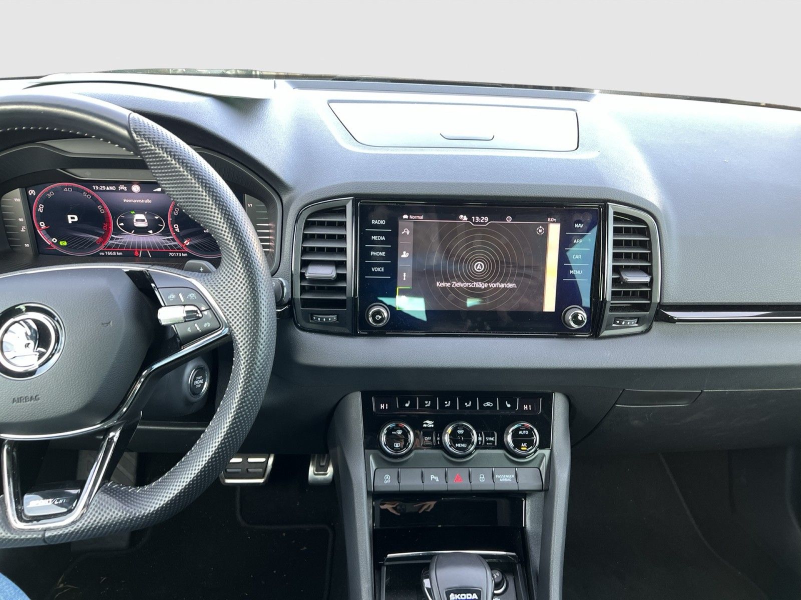 Skoda Karoq 2.0 SPORTLINE 4X4 LEDER CAM ACC MATRIX NAV