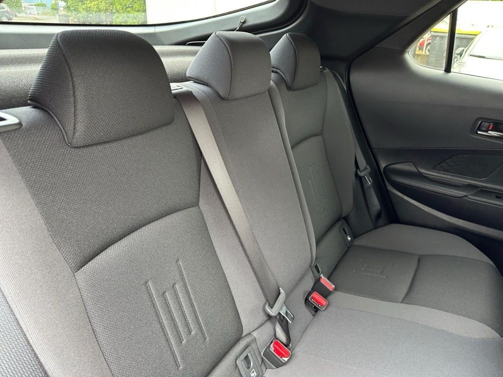 Toyota C-HR 1.8 Hybrid Teamplayer (AX2)