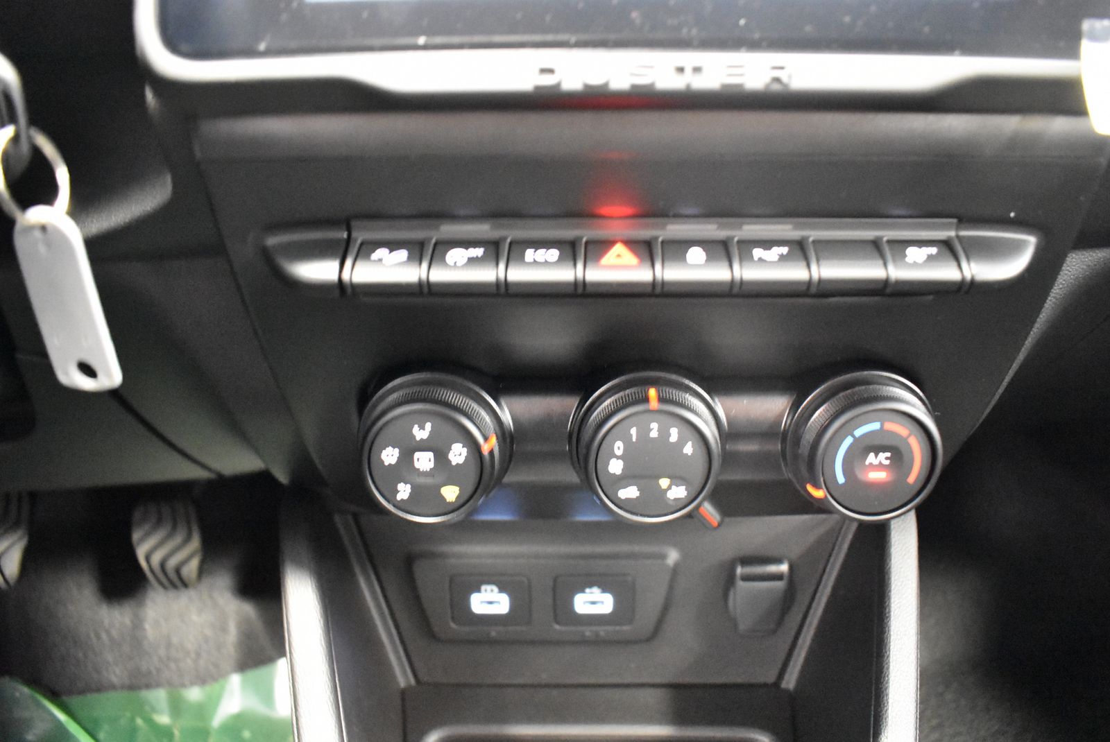Dacia Duster Expression 4WD - Samsaru's Car Outlet
