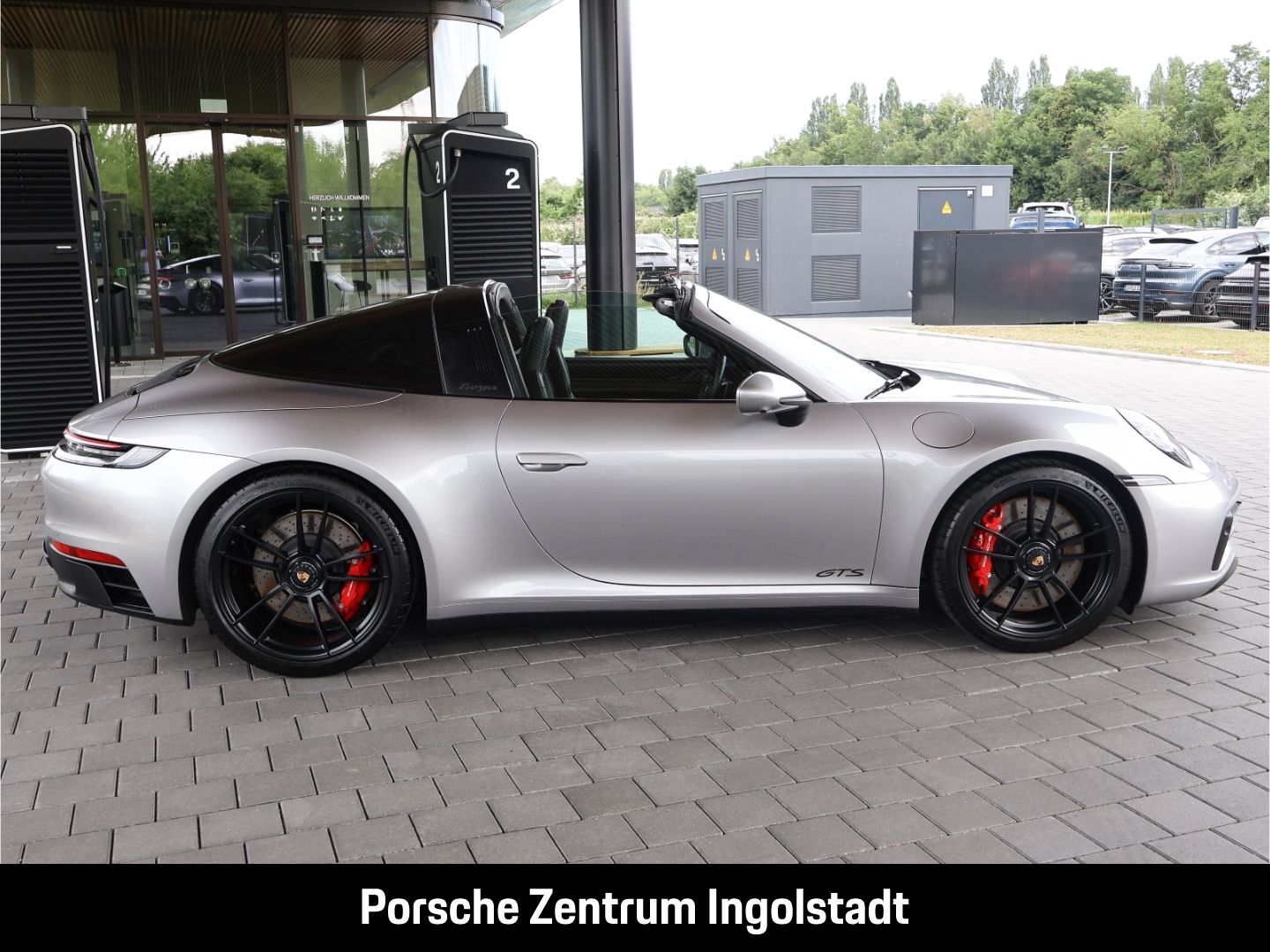 Porsche 992 (911) Targa 4 GTS, Hinterachslenkung, PA Sur