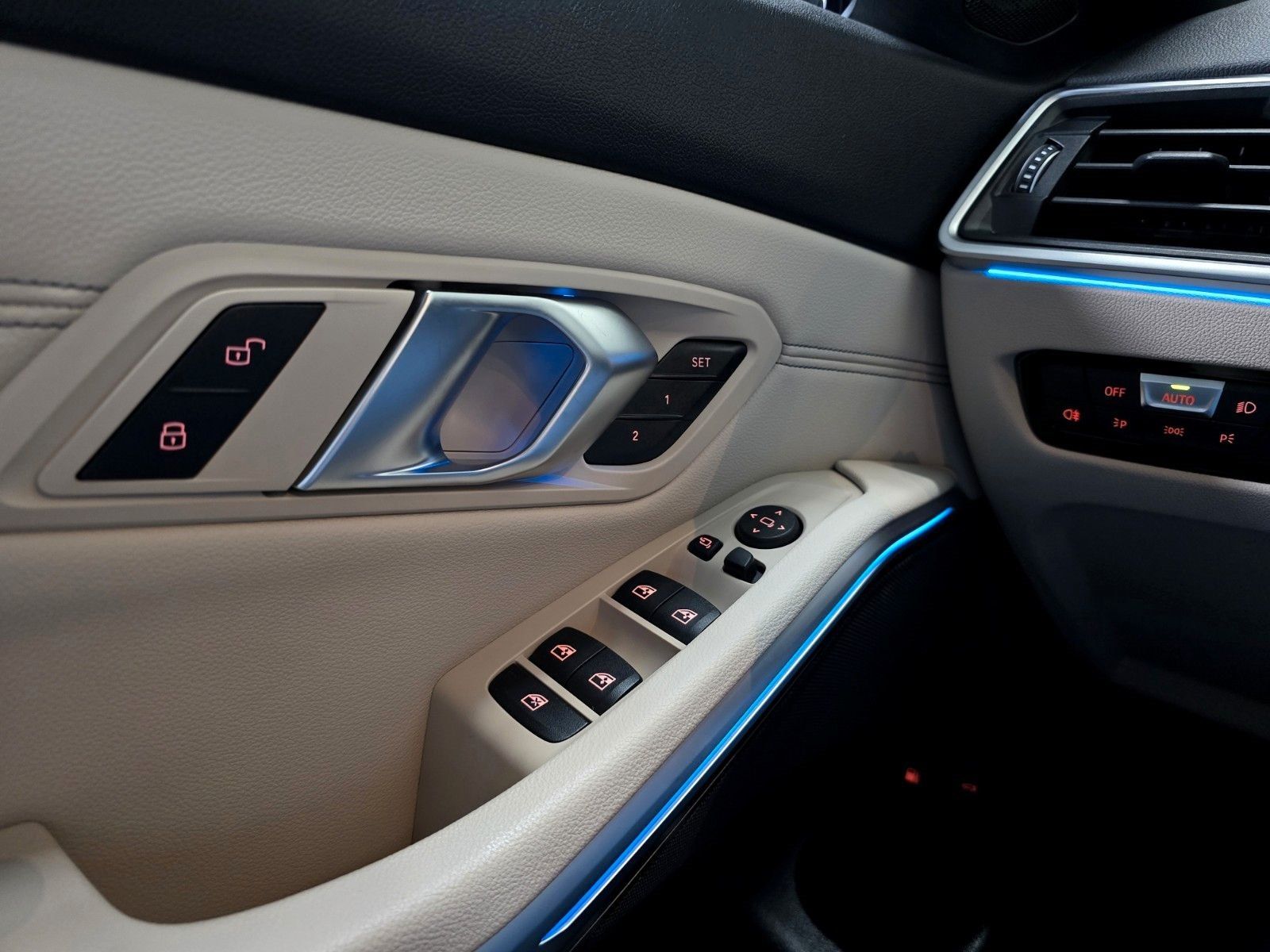 BMW 330e xDrive M Sport Pro - Samsaru's Car Outlet