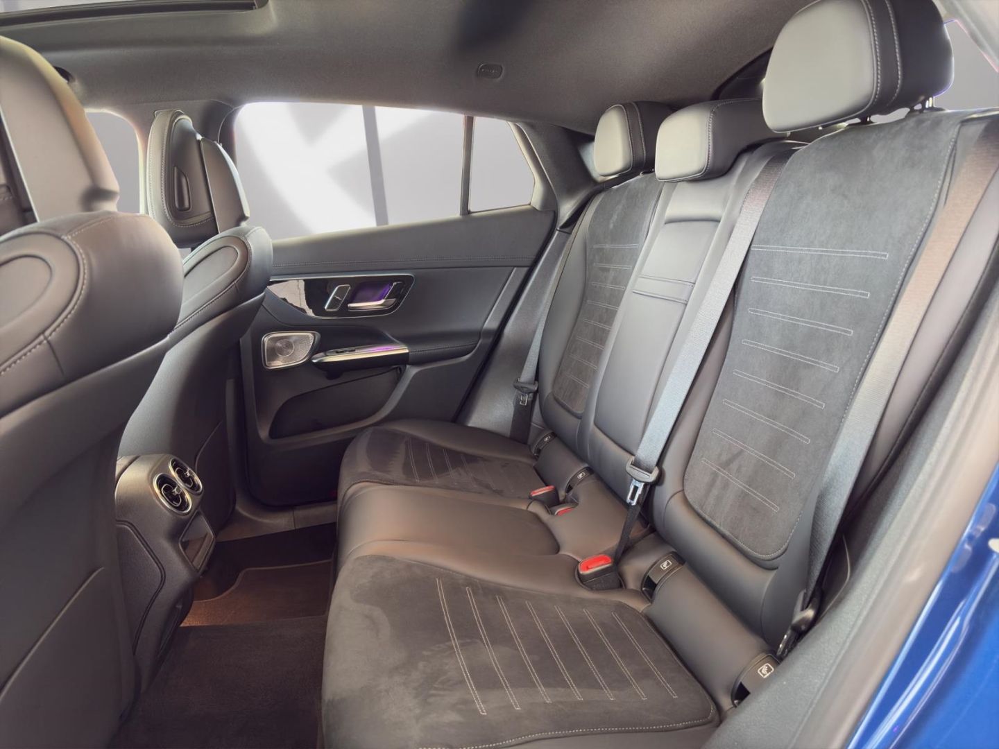 Mercedes-Benz GLC 300 d 4M AMG LINE PREMIUM NIGHT+AHK+AIR+360°
