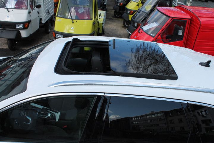 Audi A4 Avant 40 TDI Quattro S-Line - Samsaru's Car Outlet