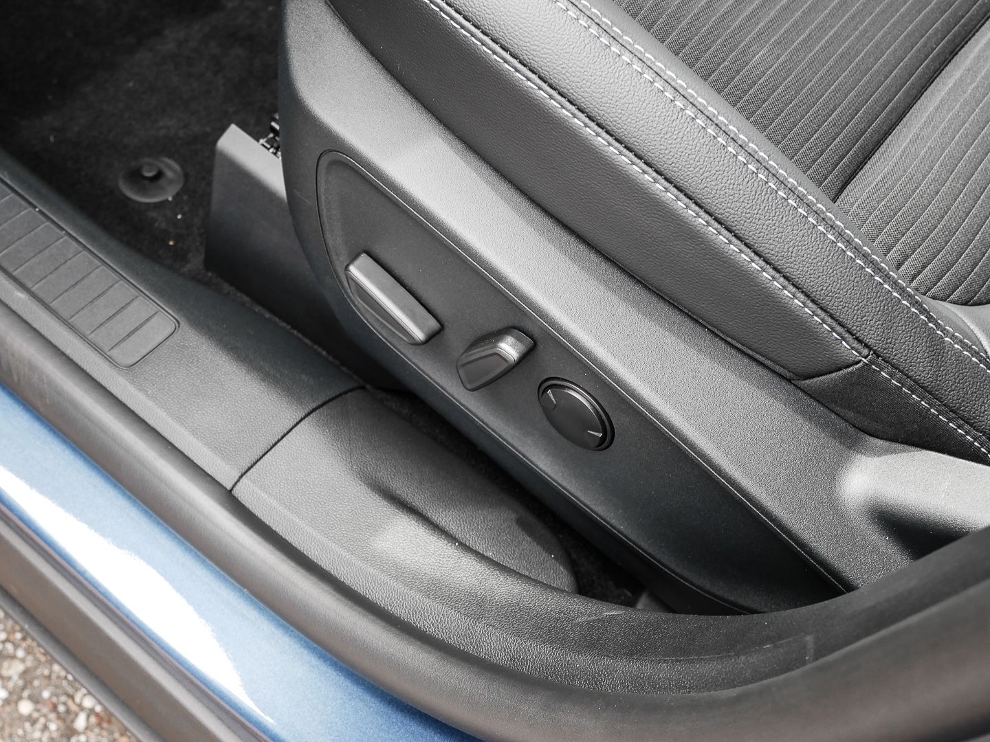 Ford Kuga Titanium X PHEV - Samsaru's Car Outlet