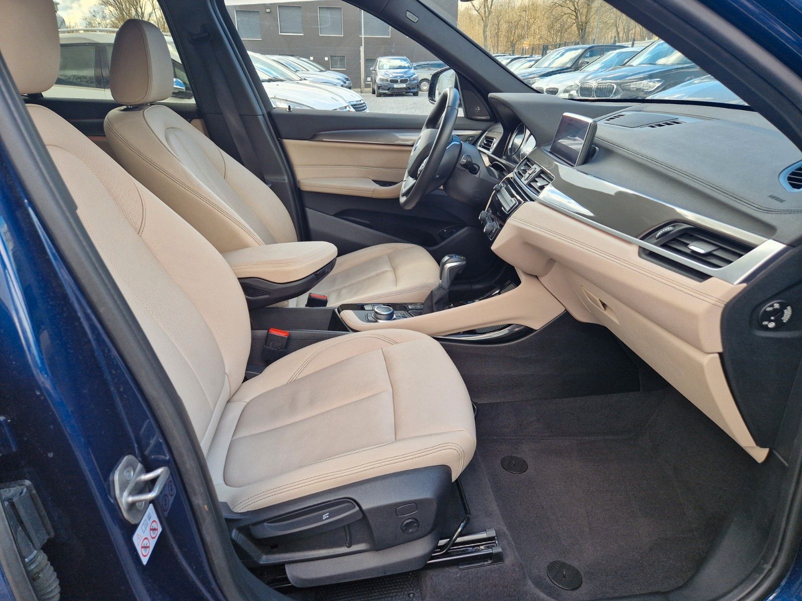 BMW X1 xDrive 25e Plug-in xLine - Samsaru's Car Outlet