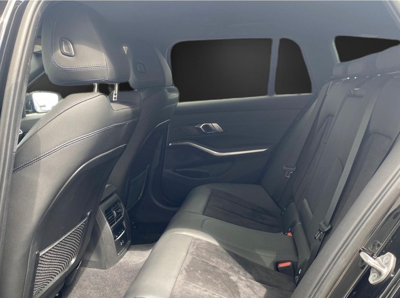 BMW Bmw 320d xDrive Touring Msport - Samsaru's Car Outlet