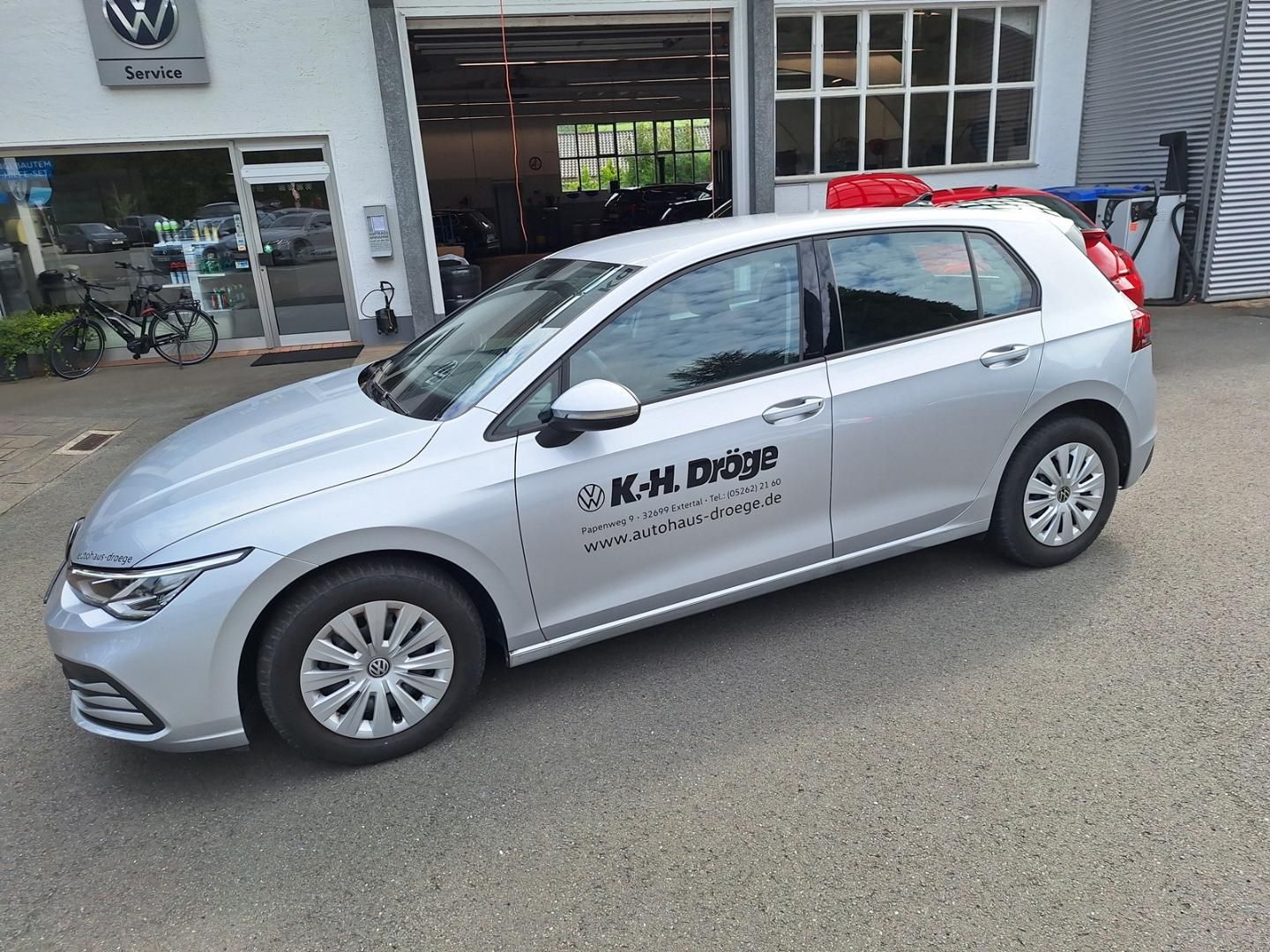 Volkswagen Golf 1.0 TSI - Samsaru's Car Outlet
