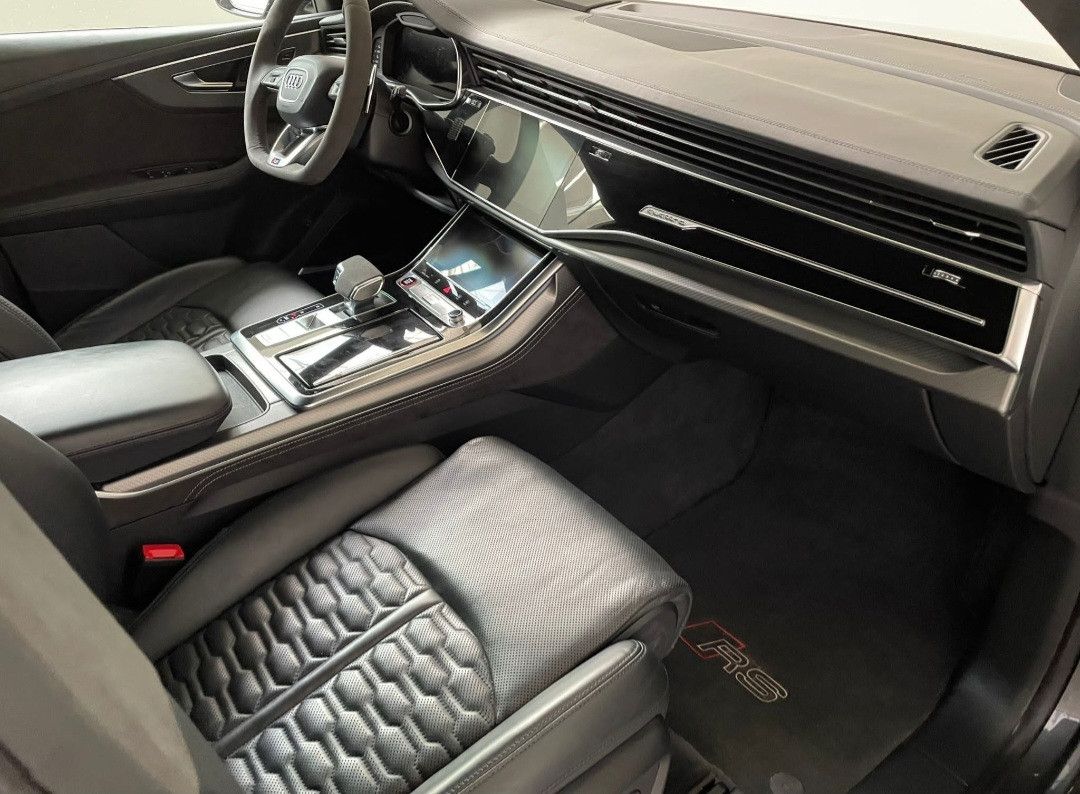 Audi RSQ8 KERAMIK-HEAD UP-CARBONPAKET-RS SPORTABGAS
