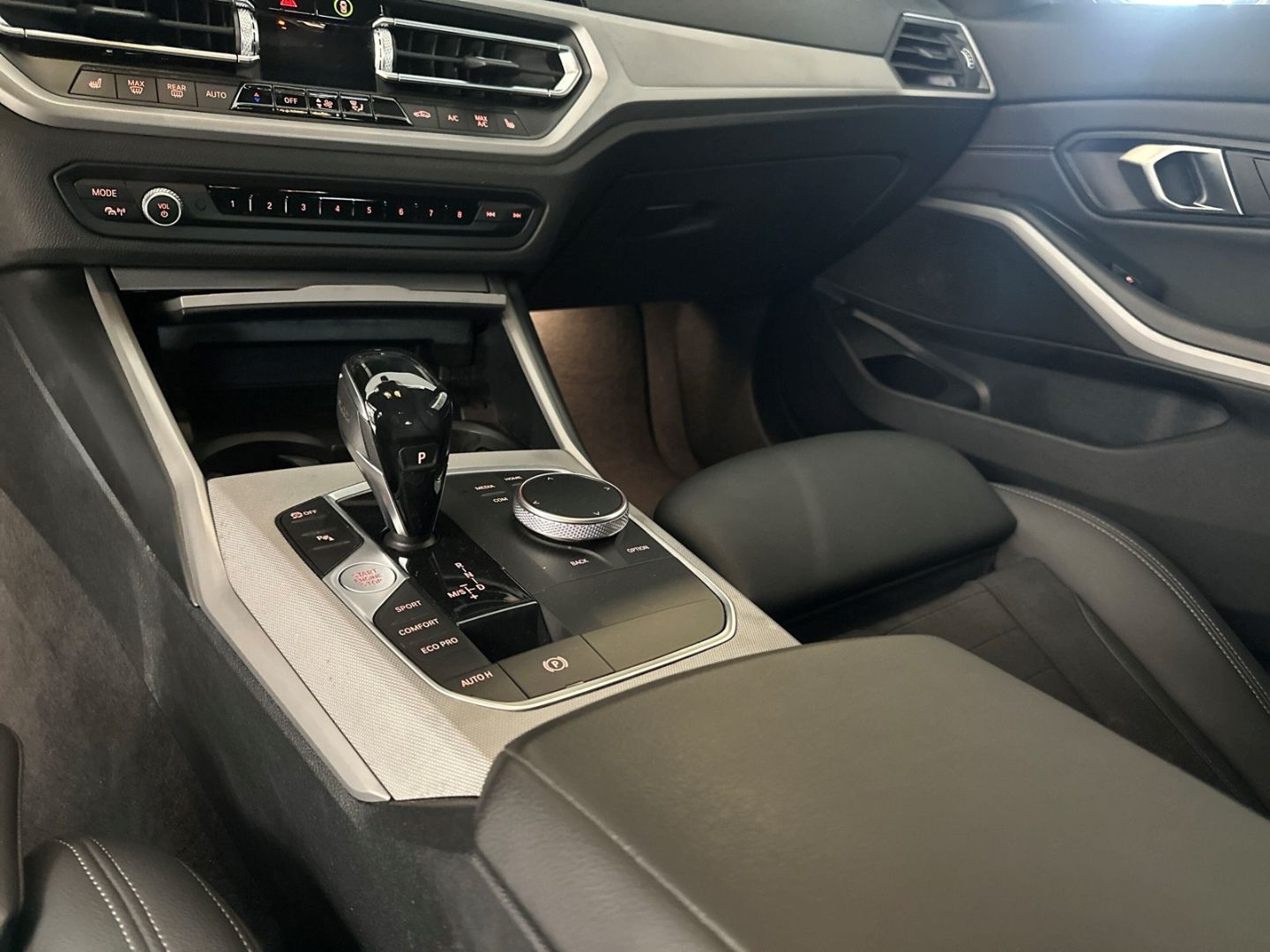 BMW 320 d - Samsaru's Car Outlet