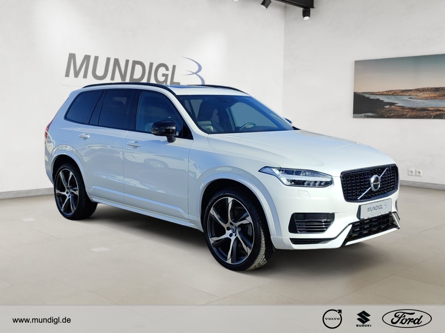 Volvo XC90 R Design Plug-In AWD 7-Sitzer AHK ACC Pano