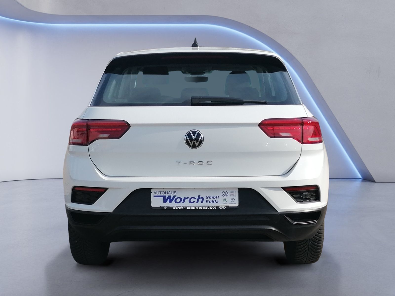 Volkswagen T-Roc 1.0 TSI - Samsaru's Car Outlet