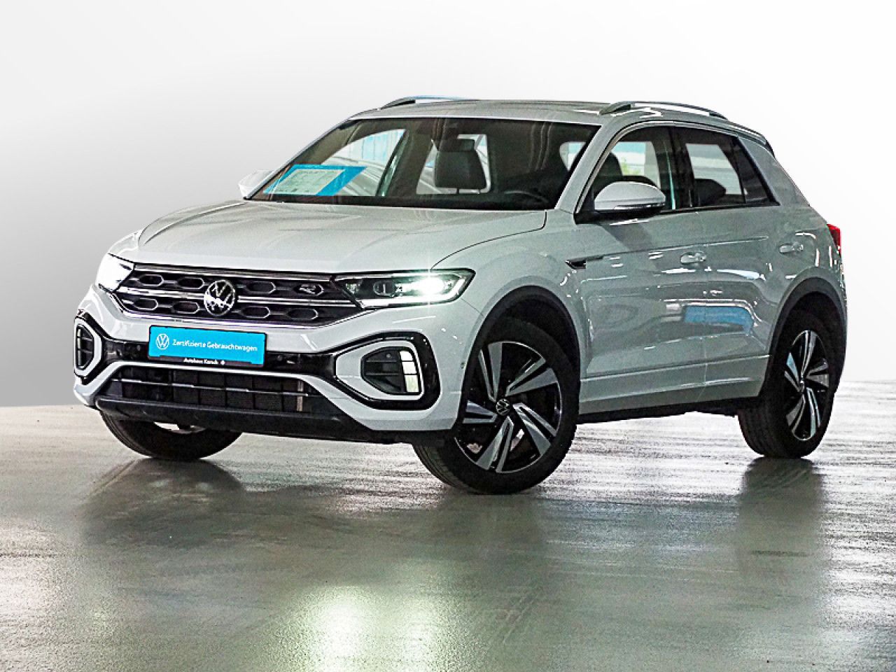 Volkswagen T-Roc 1.5 TSI DSG R-Line - Samsaru's Car Outlet
