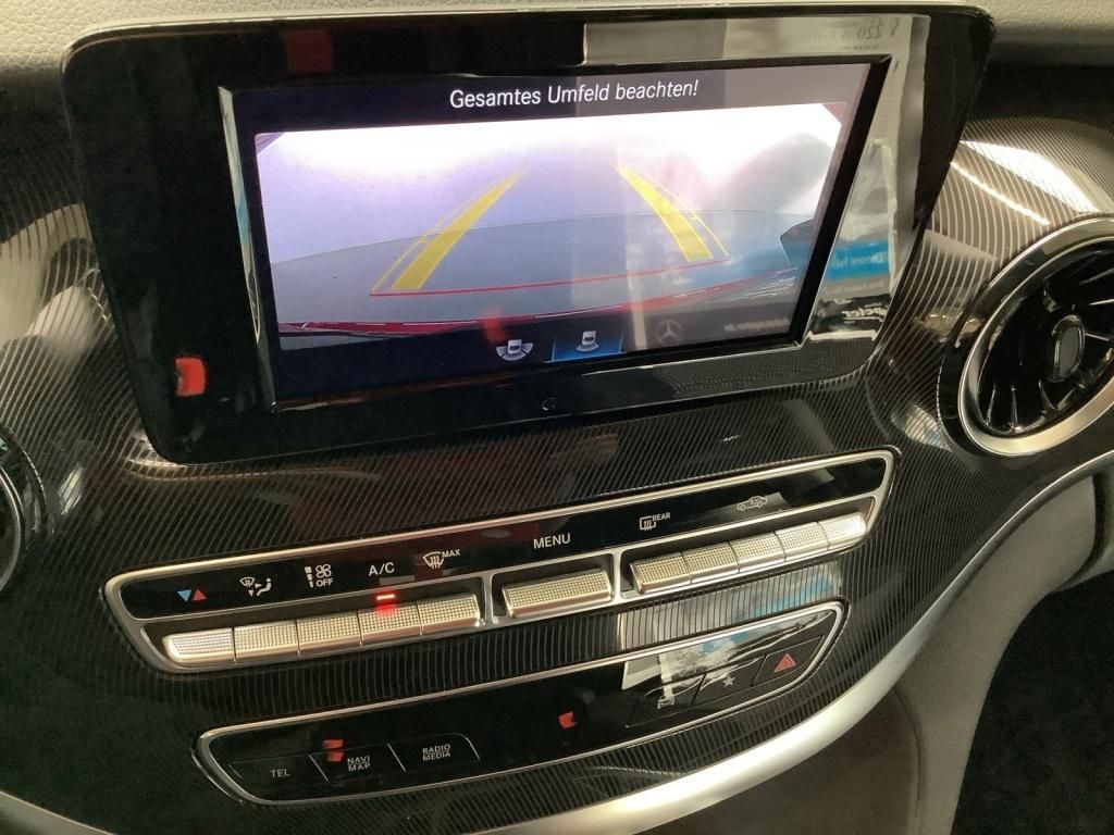 Mercedes-Benz V 220 d Edition - Samsaru's Car Outlet