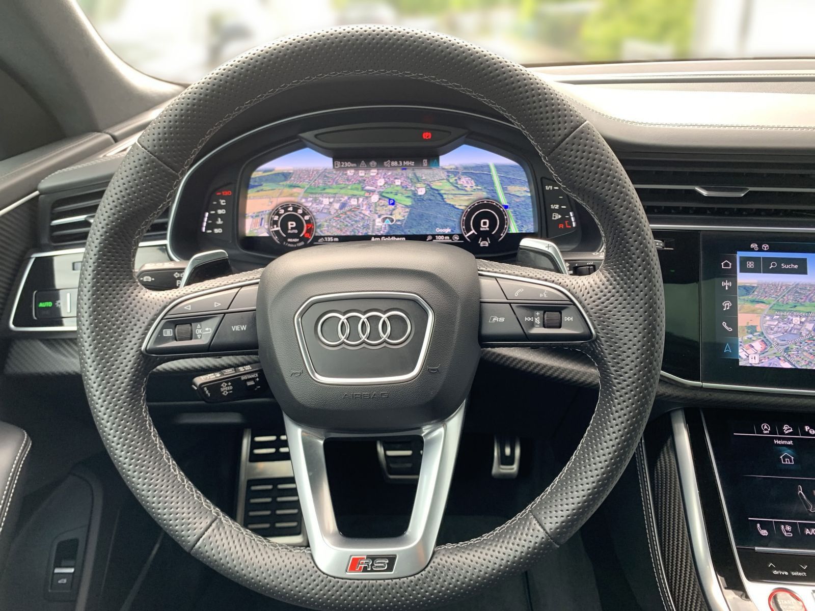 Audi RSQ8 PERFORMANCE 305KM/H+PANO+360°+AHK+KERAMIK+H