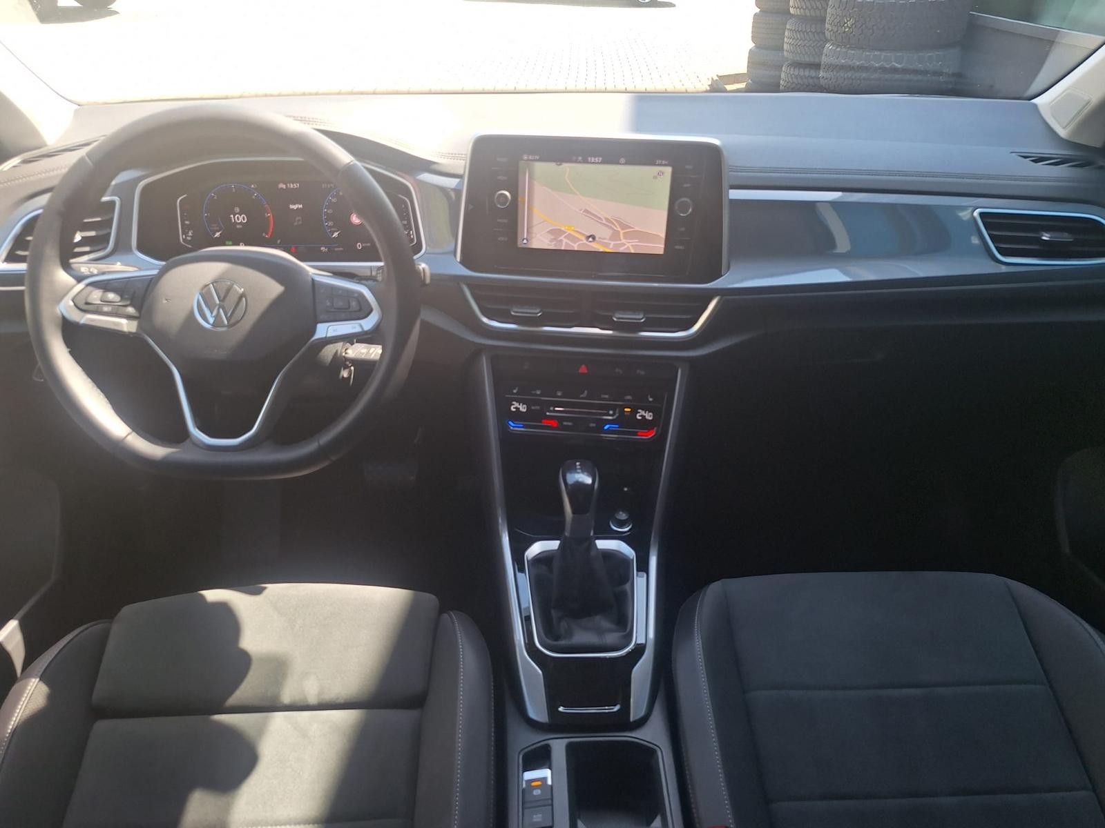 Volkswagen T-Roc Style 2.0 TDI DSG - Samsaru's Car Outlet