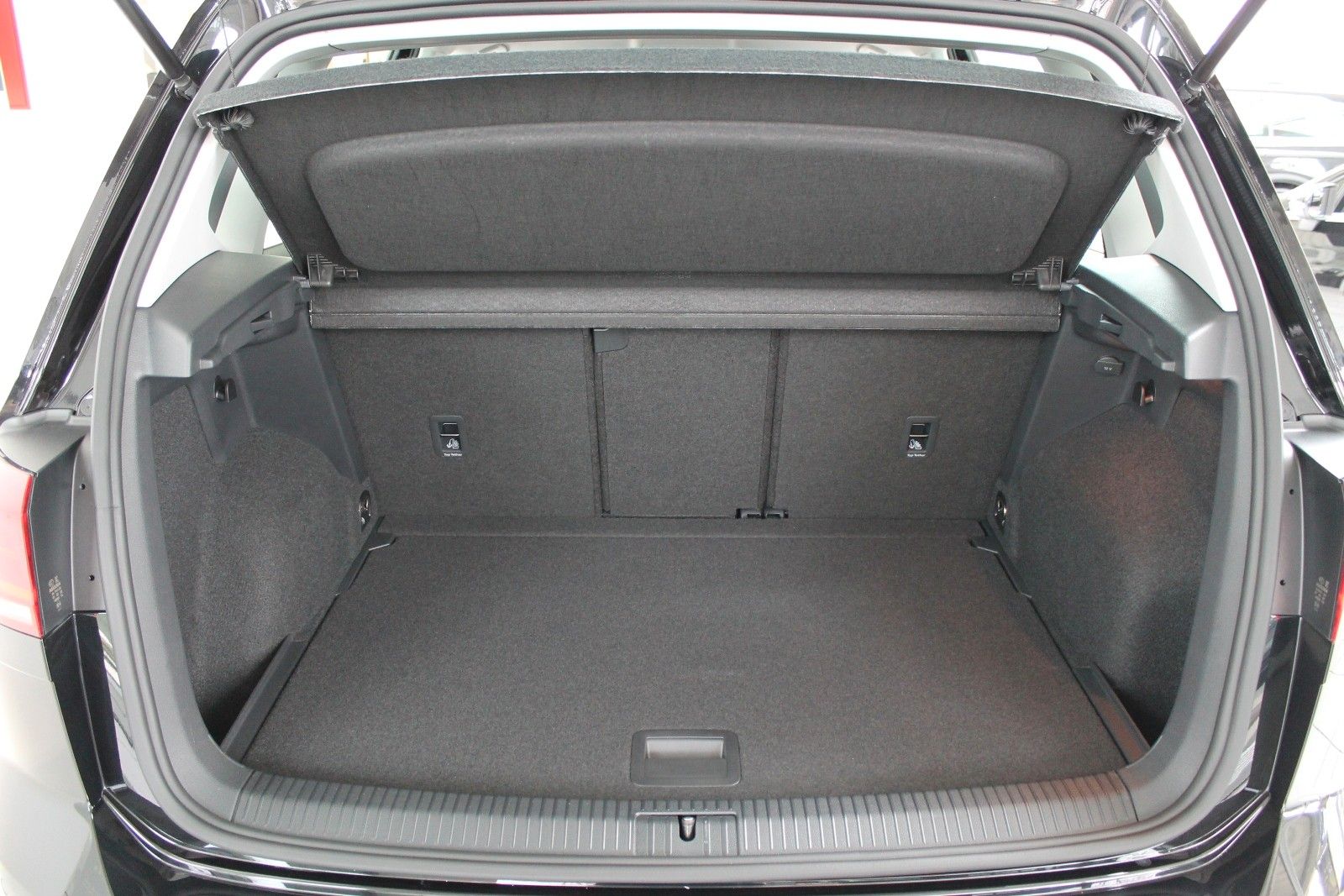 Volkswagen Golf Sportsvan 1.5 TSI ACT Comfortline - Samsaru's Car Outlet