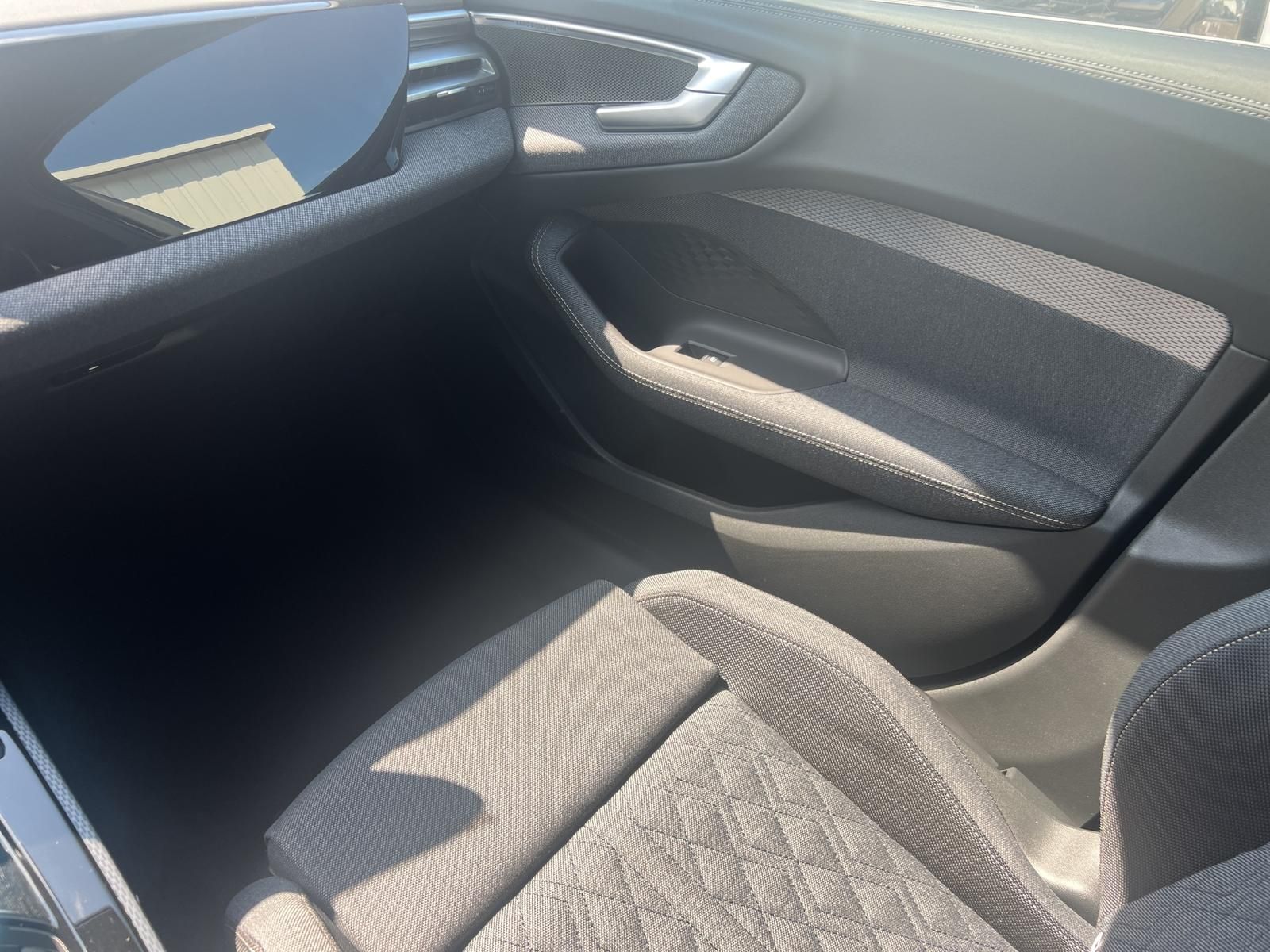 Audi A5 Av.TFSI Quattro AHK HUD B&O S-line LED-S. 299