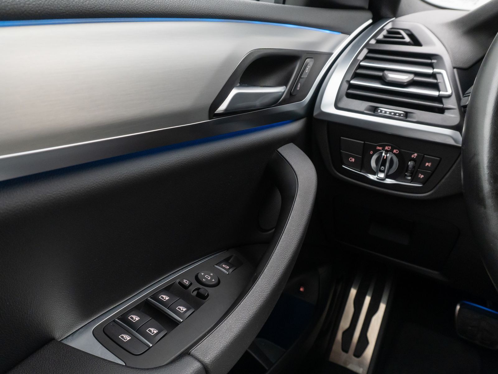 BMW X3 xD30e M Sport - Samsaru's Car Outlet