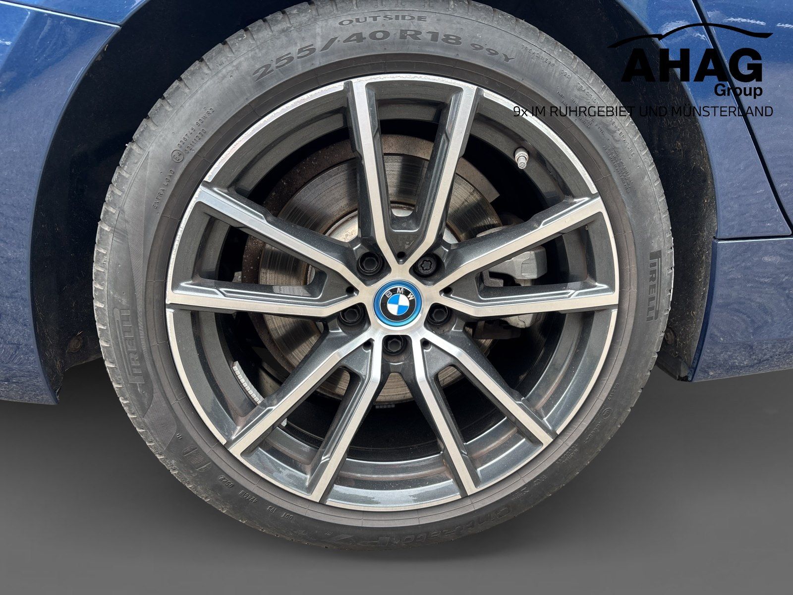 BMW 330e xDrive Touring Sport Line Pano RFK HiFi Sit