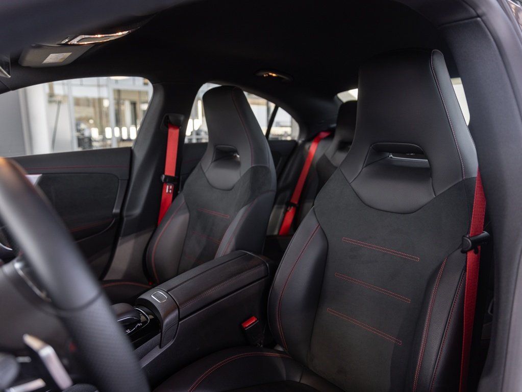 Mercedes-Benz CLA 35 AMG 4M - Samsaru's Car Outlet