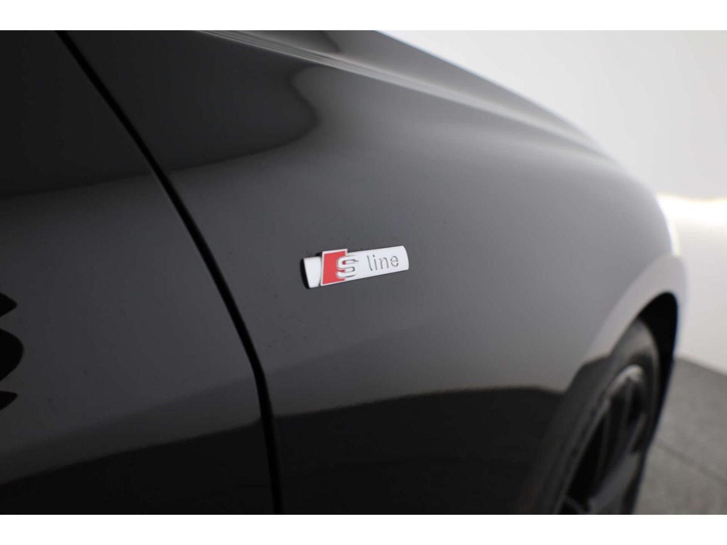 Audi A5 Avant TFSI qu S line edition one AHK/19''/HUD