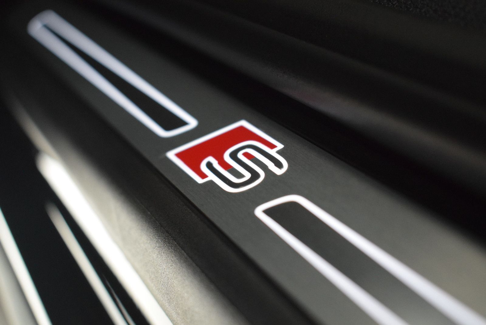 Audi Q3 Sportback S line 35TDI - Samsaru's Car Outlet