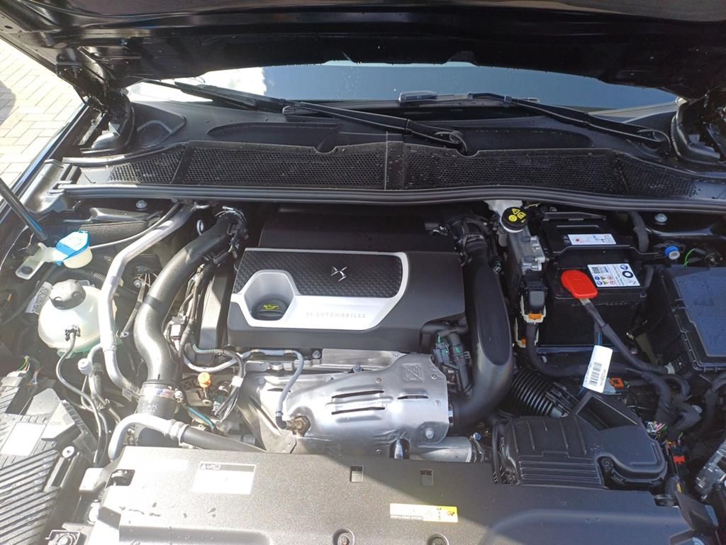 DS Automobiles DS4 Performance Line +