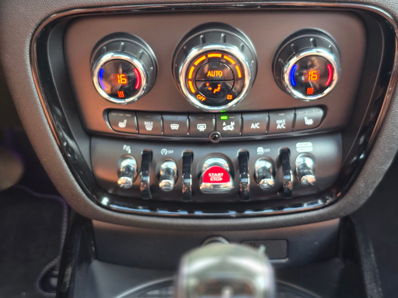 MINI COOPER Clubman MINI Yours - Samsaru's Car Outlet