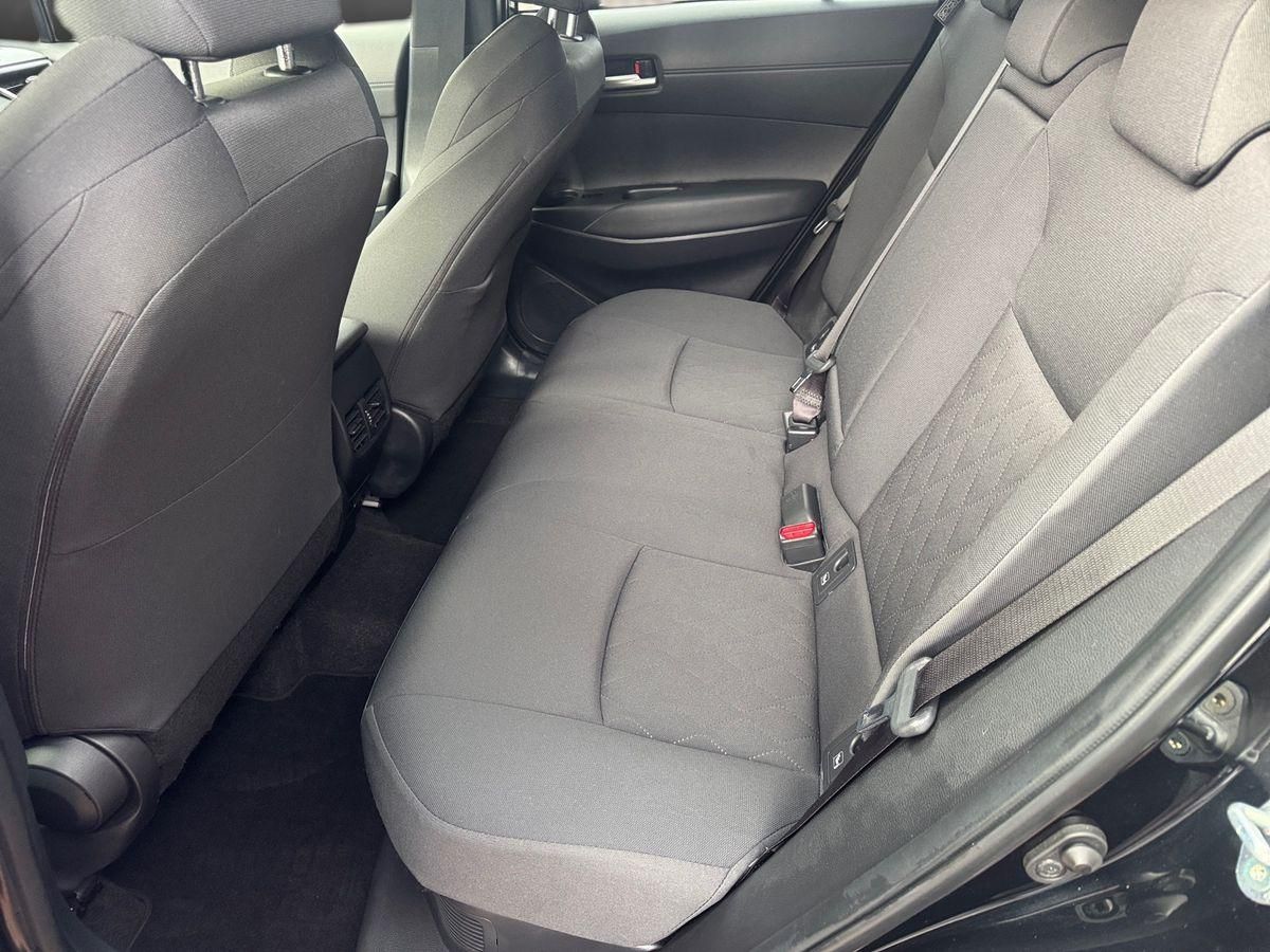 Toyota Corolla Cross 2.0 Hybrid Team D + Premium-Paket