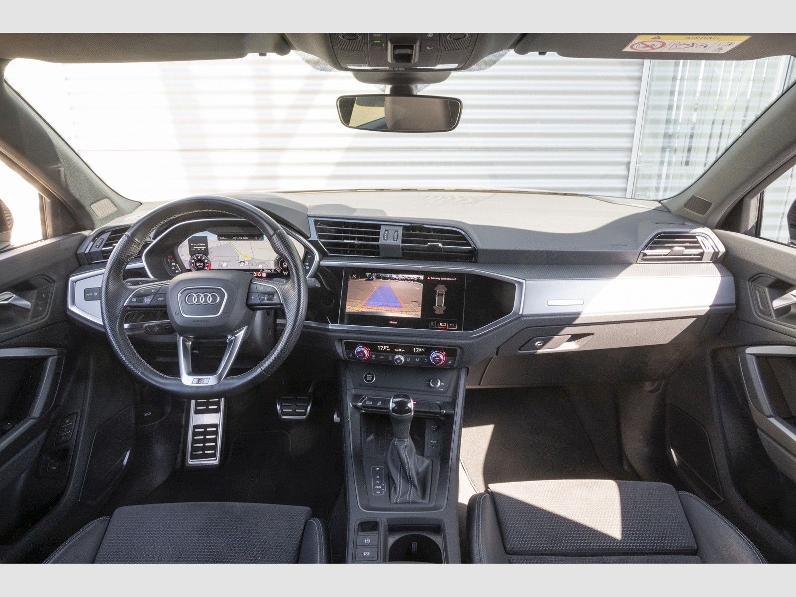 Audi Q3 SB S line 45 TFSI quat. S tronic - Samsaru's Car Outlet