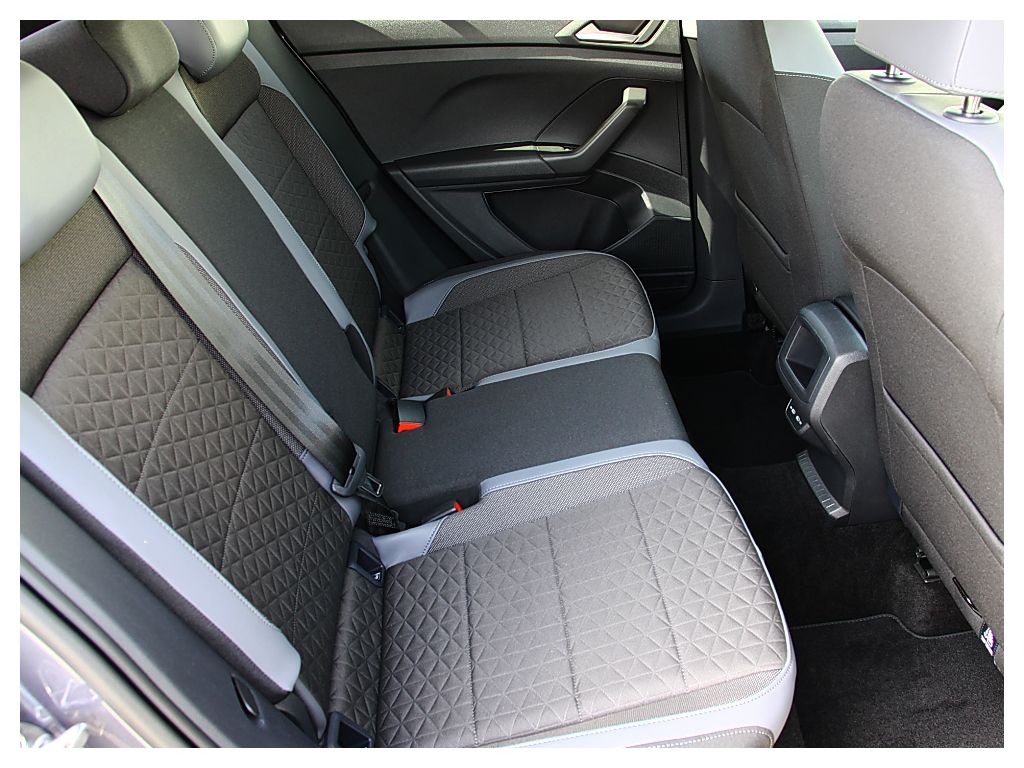 Volkswagen T-Cross Style 150 PS TSI DSG - Samsaru's Car Outlet