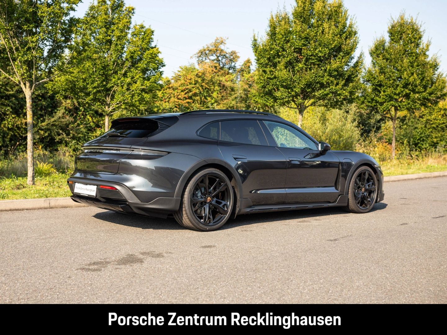 Porsche Taycan 4 Cross Turismo BOSE Panorama LED-Matrix