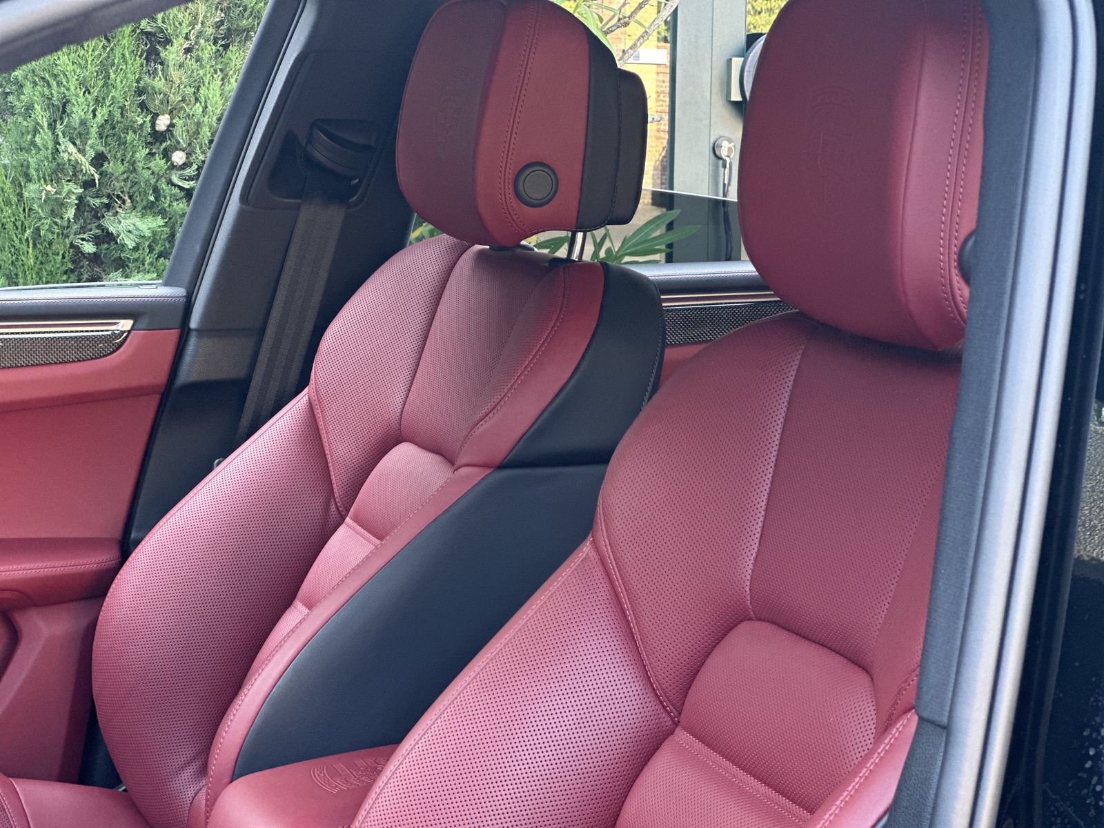 Porsche Macan T SPORTABGAS*21 EXCLUSIVE - Samsaru's Car Outlet