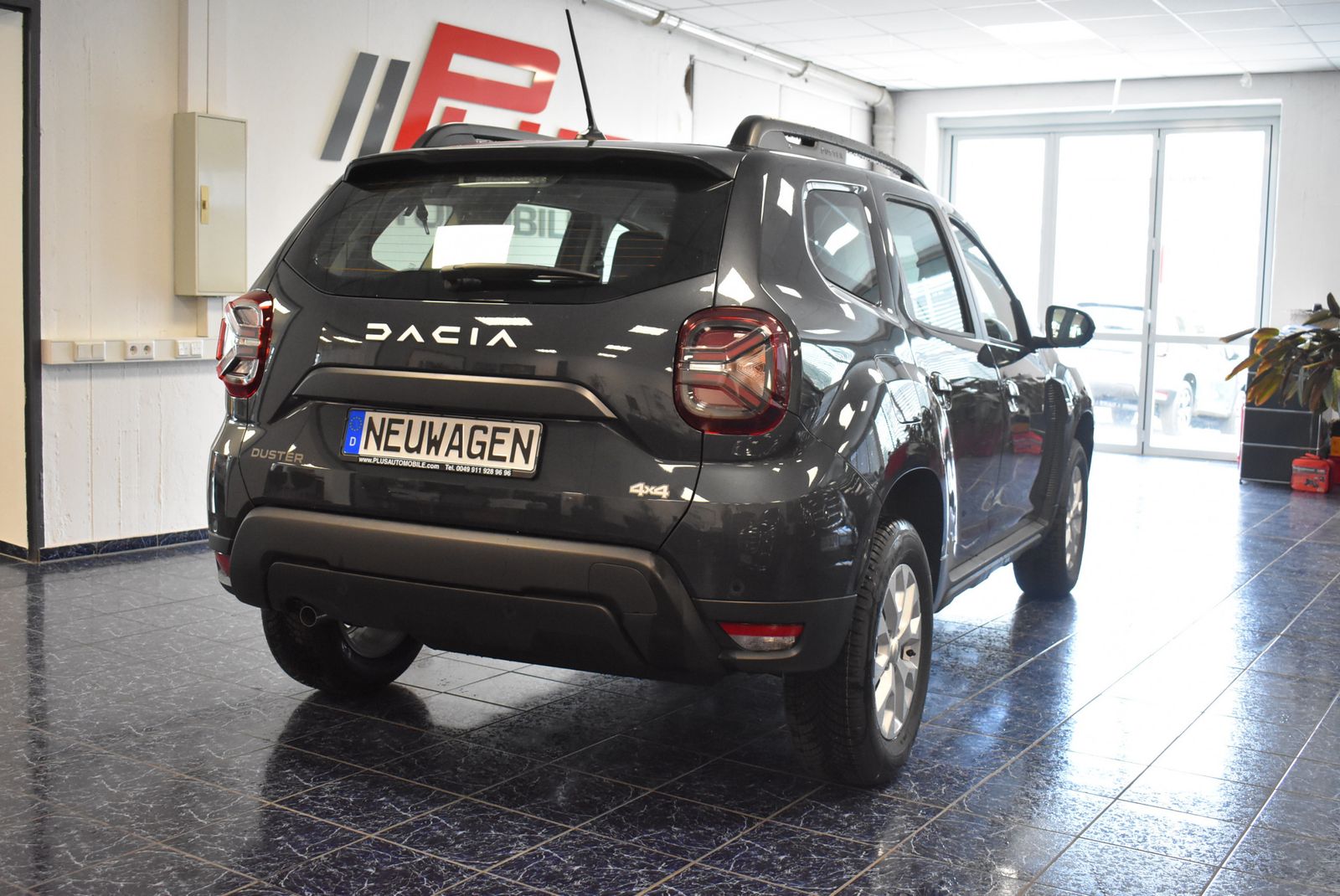 Dacia Duster 4WD - Samsaru's Car Outlet