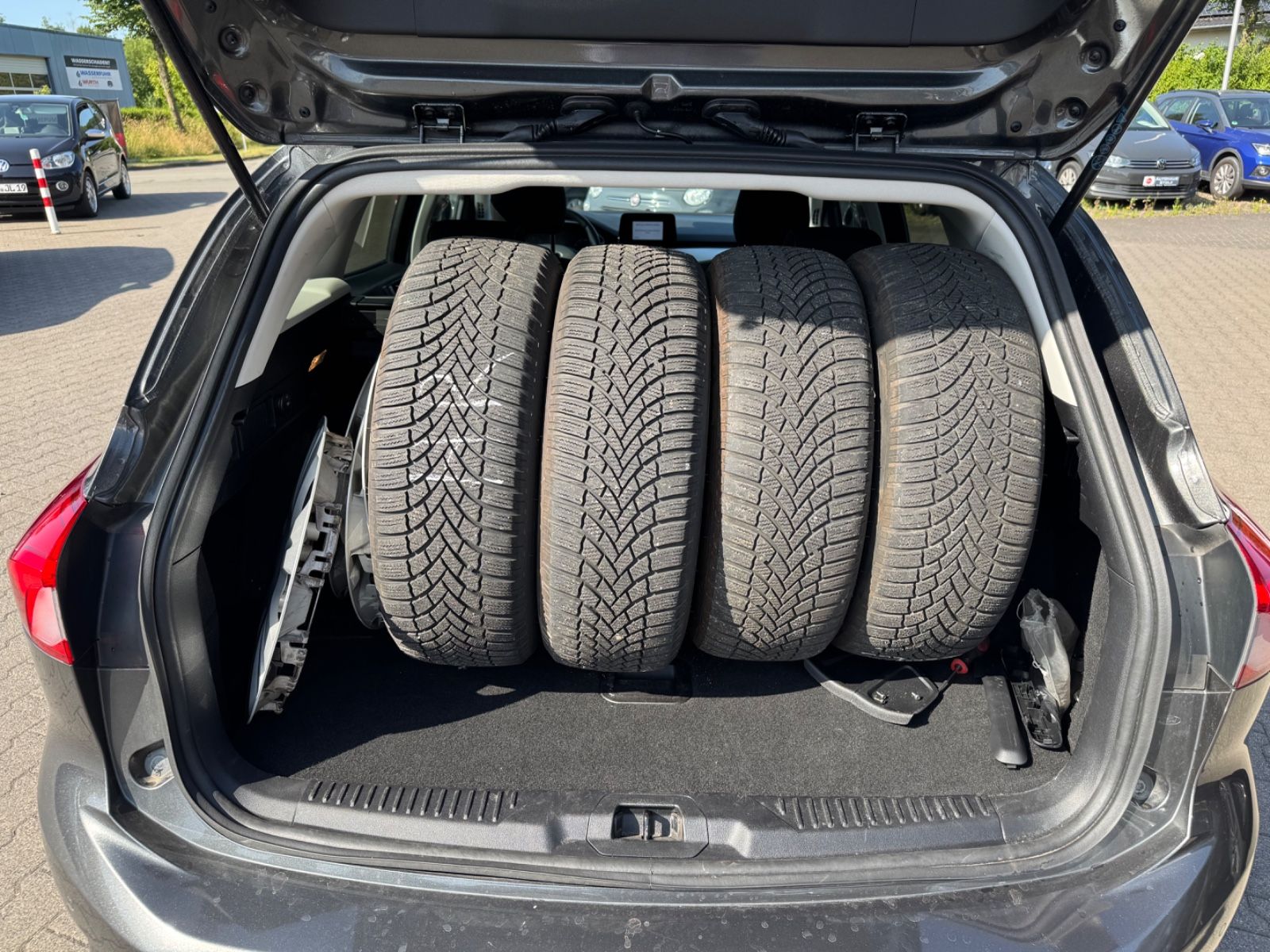 Ford Focus Turnier - Samsaru's Car Outlet