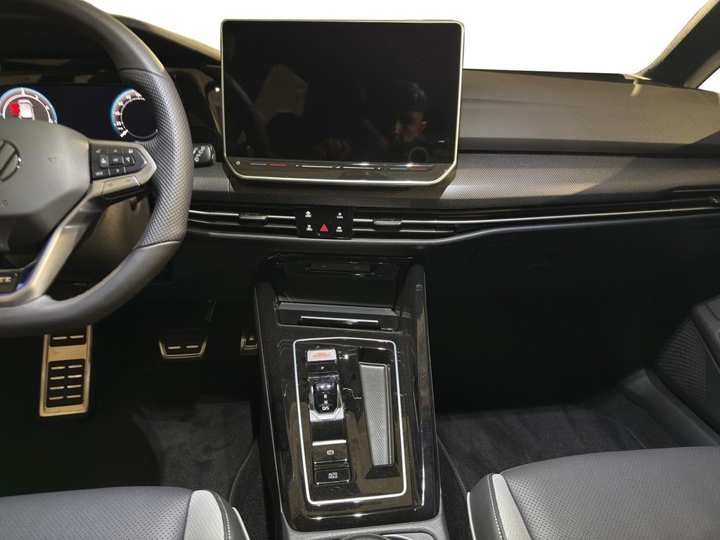 Volkswagen Golf VIII 1.5 eHybrid DSG GTE BLACK STYLE*AHK*PA