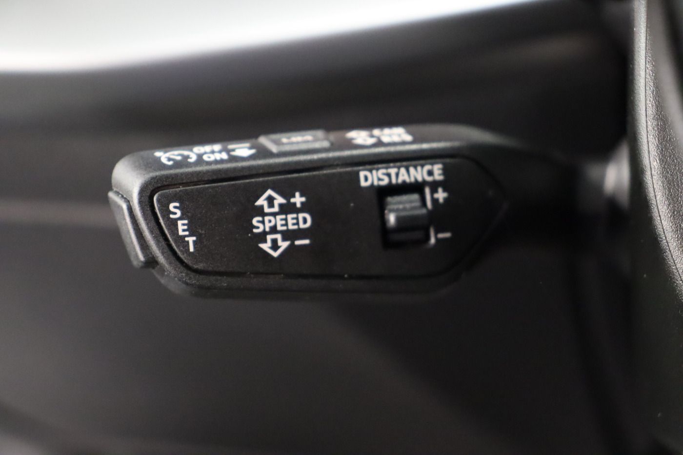 Audi A3 Sportback 30 TFSI advanced - Samsaru's Car Outlet