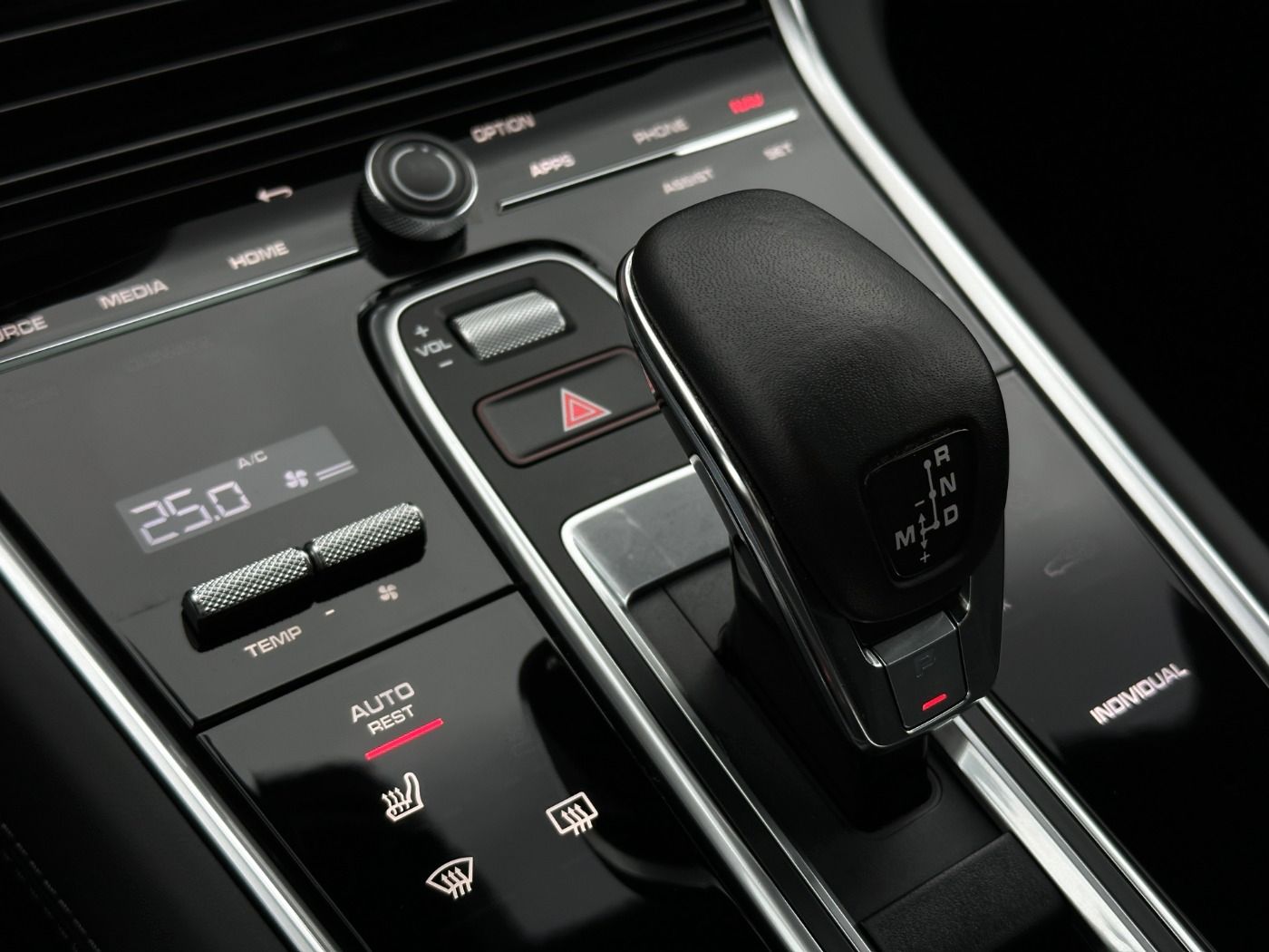 Porsche Panamera 4 E-Hybrid Sport Turismo Plat. Ed. 360°