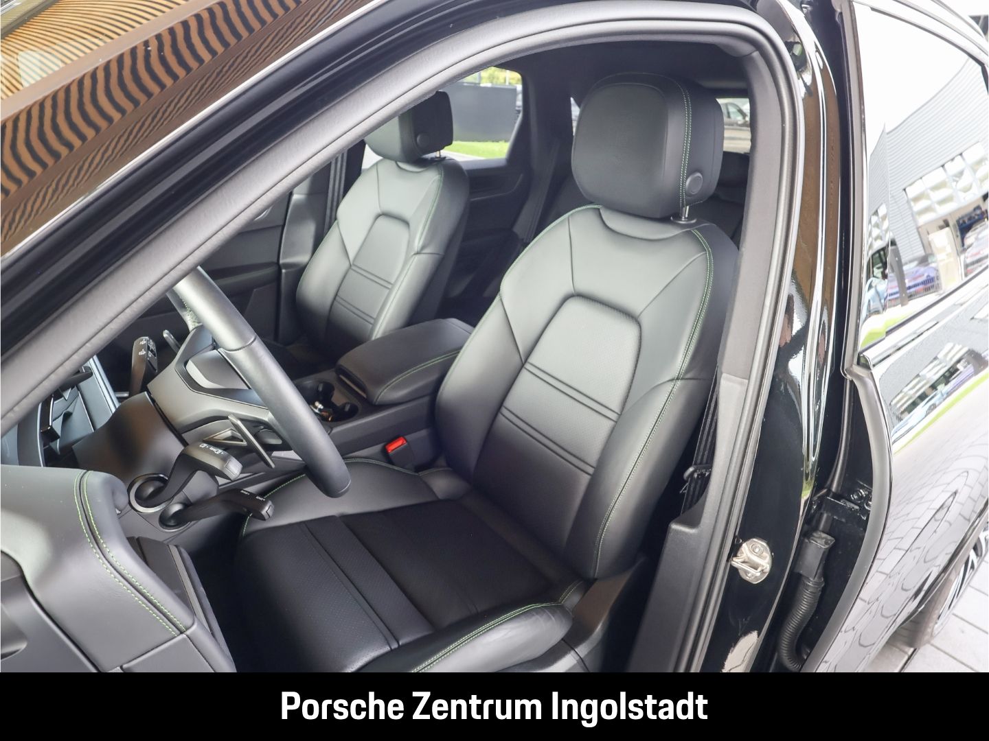 Porsche Cayenne E-Hybrid Matrix LED, Head-Up, BOSE, uvm.