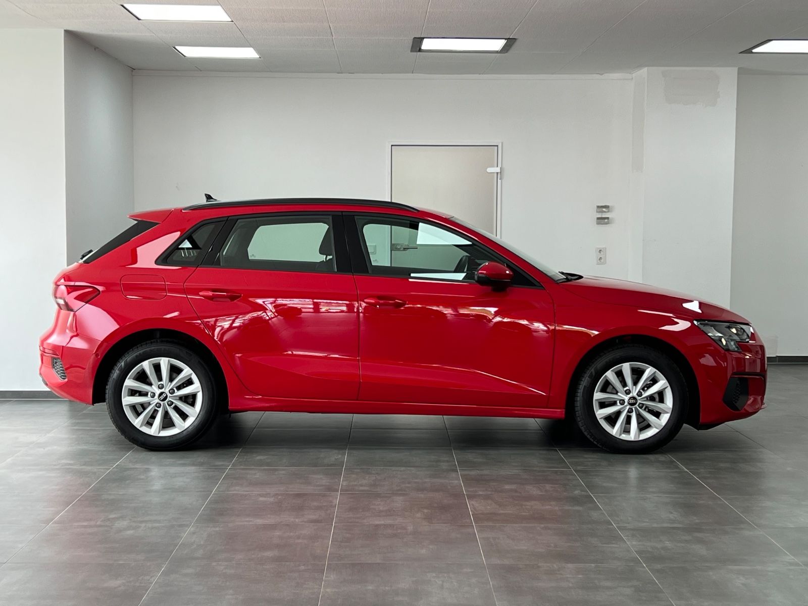 Audi A3 Sportback 35 TFSI - Samsaru's Car Outlet