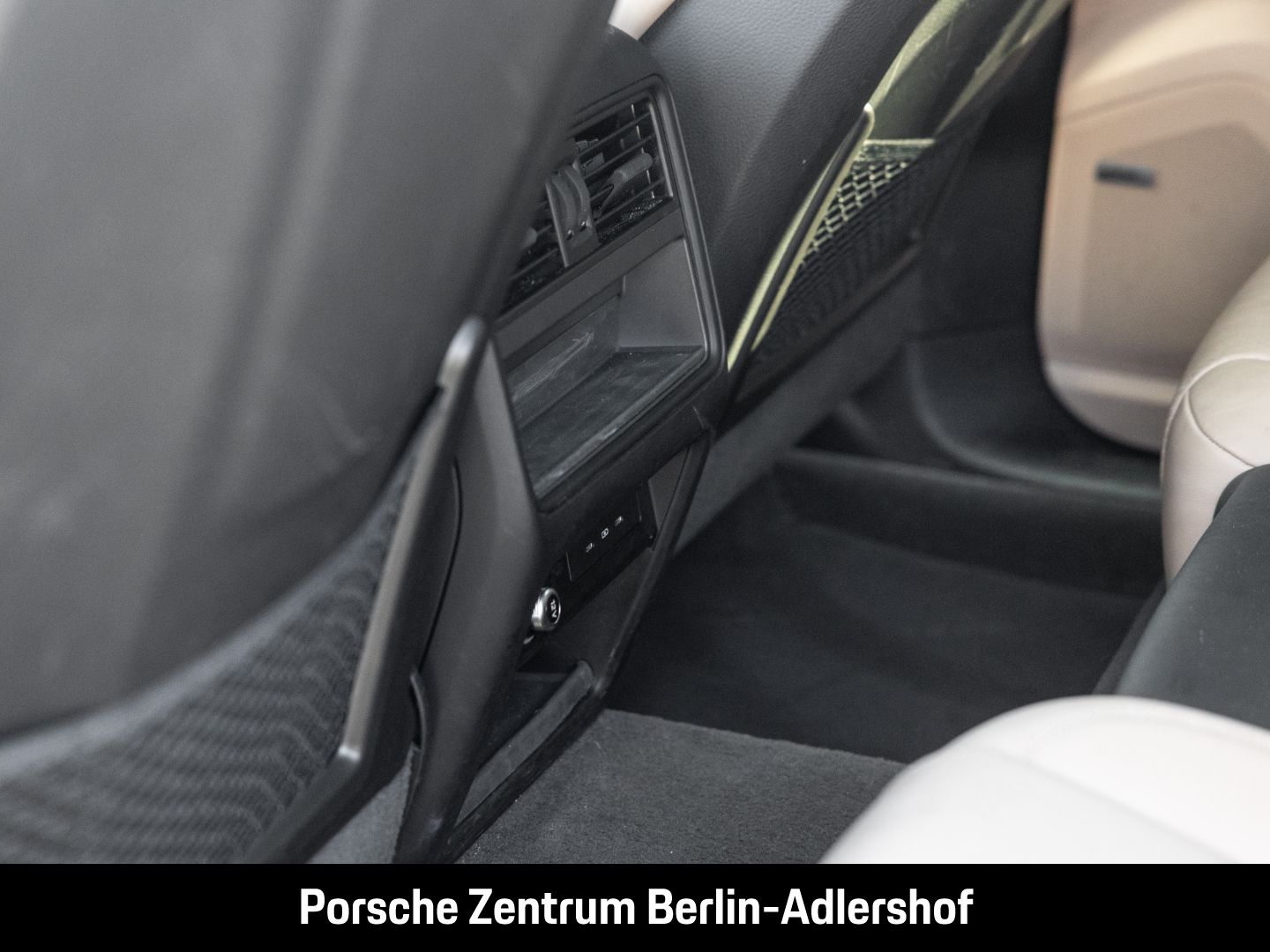 Porsche Cayenne E-Hybrid Coupe BOSE Luftfederung LED