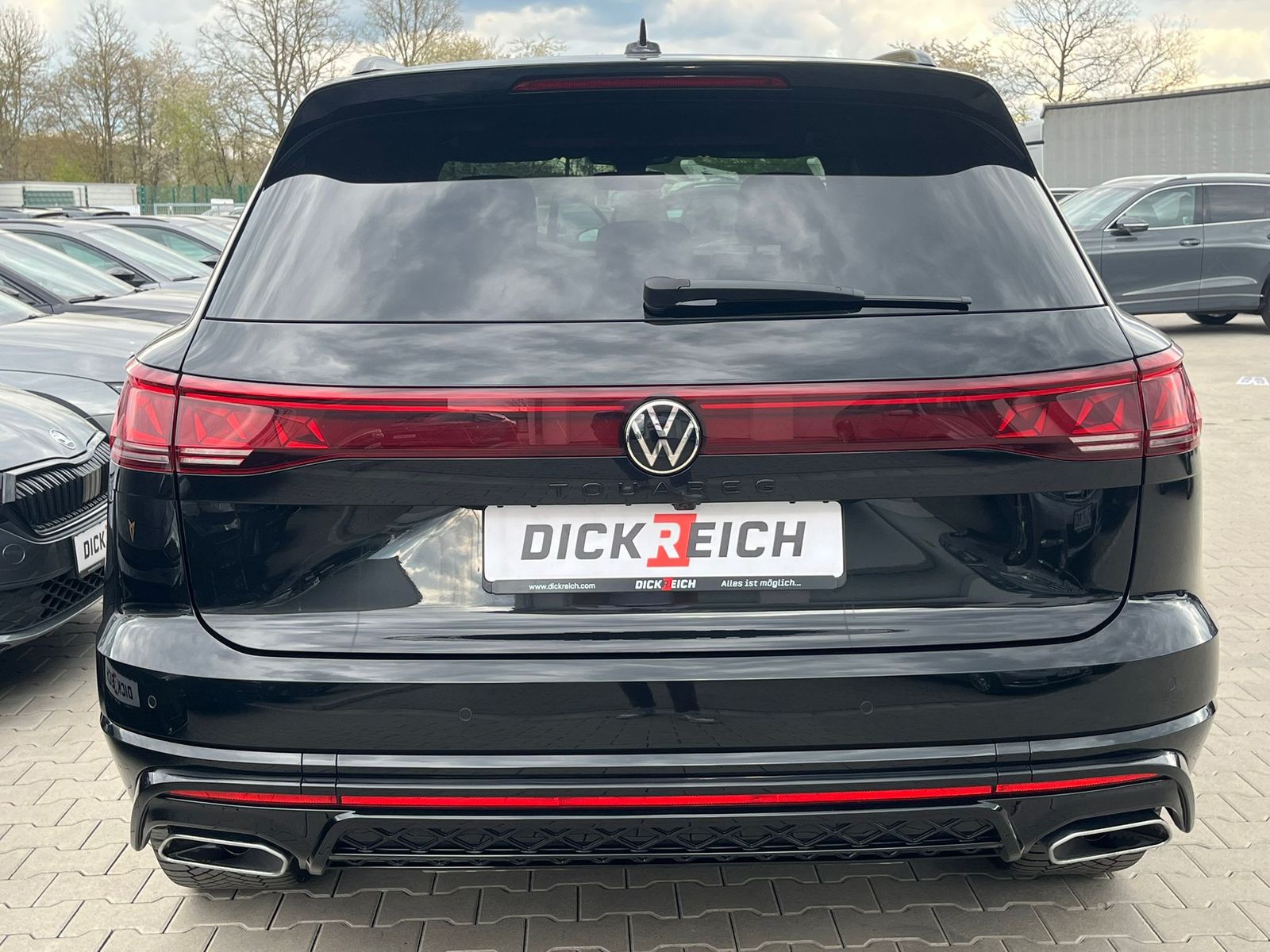 Volkswagen Touareg 3.0TDI 4M R-Line VOLL Black 22" UPE 114T