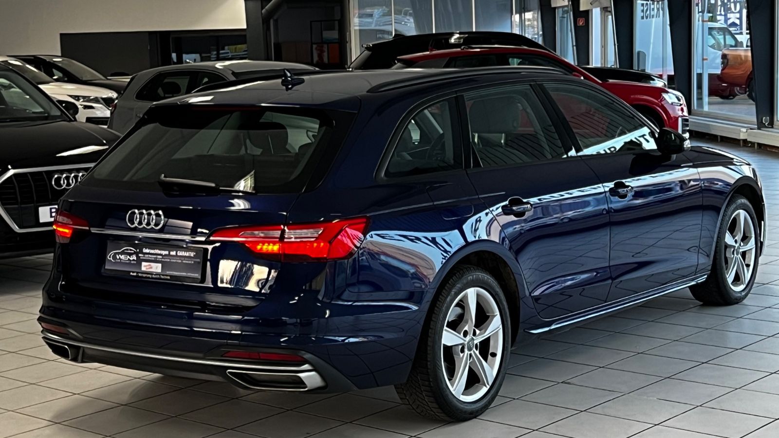Audi A4 Avant 35 TDI advanced - Samsaru's Car Outlet